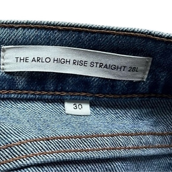 Aritzia Denim Forum The Arlo High Rise Straight Jeans Raw
Hem Cropped Size 30 - Picture 9 of 13